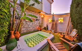 Palas Alaçatı - Adult Only